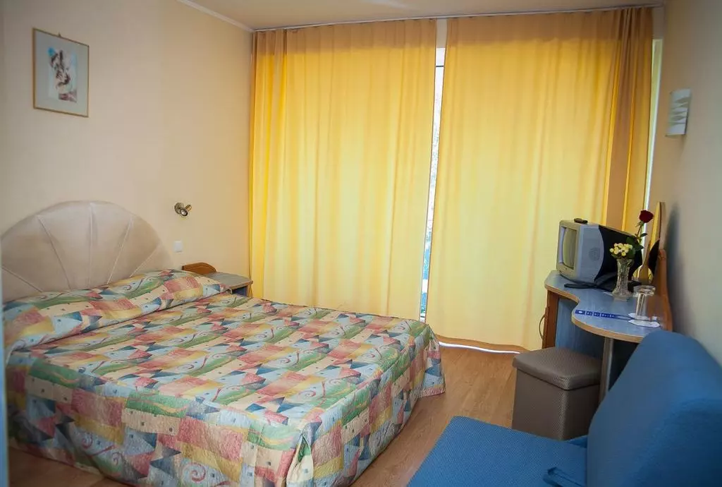 hotel perla varna_shabavizparvaz_02.jpg